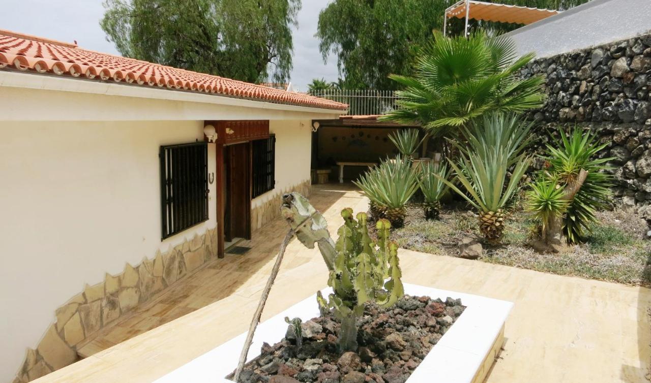 Sunny House With Private Pool And Sea View Villa Адехе Екстериор снимка