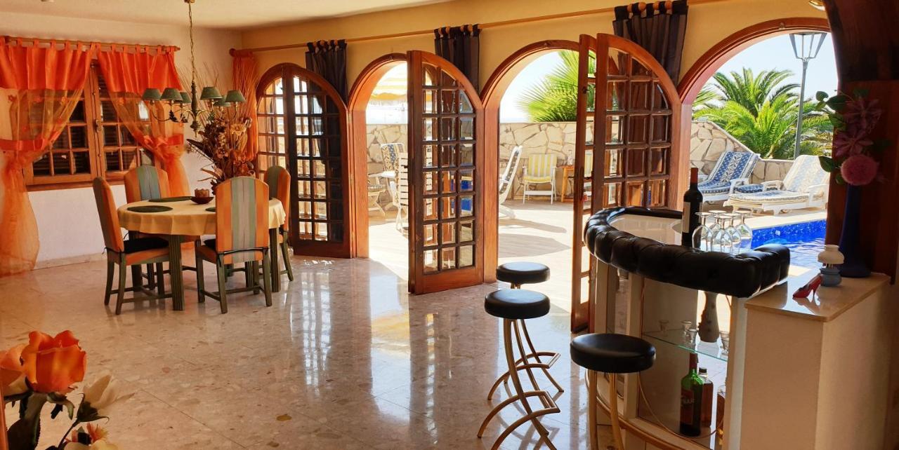 Sunny House With Private Pool And Sea View Villa Адехе Екстериор снимка